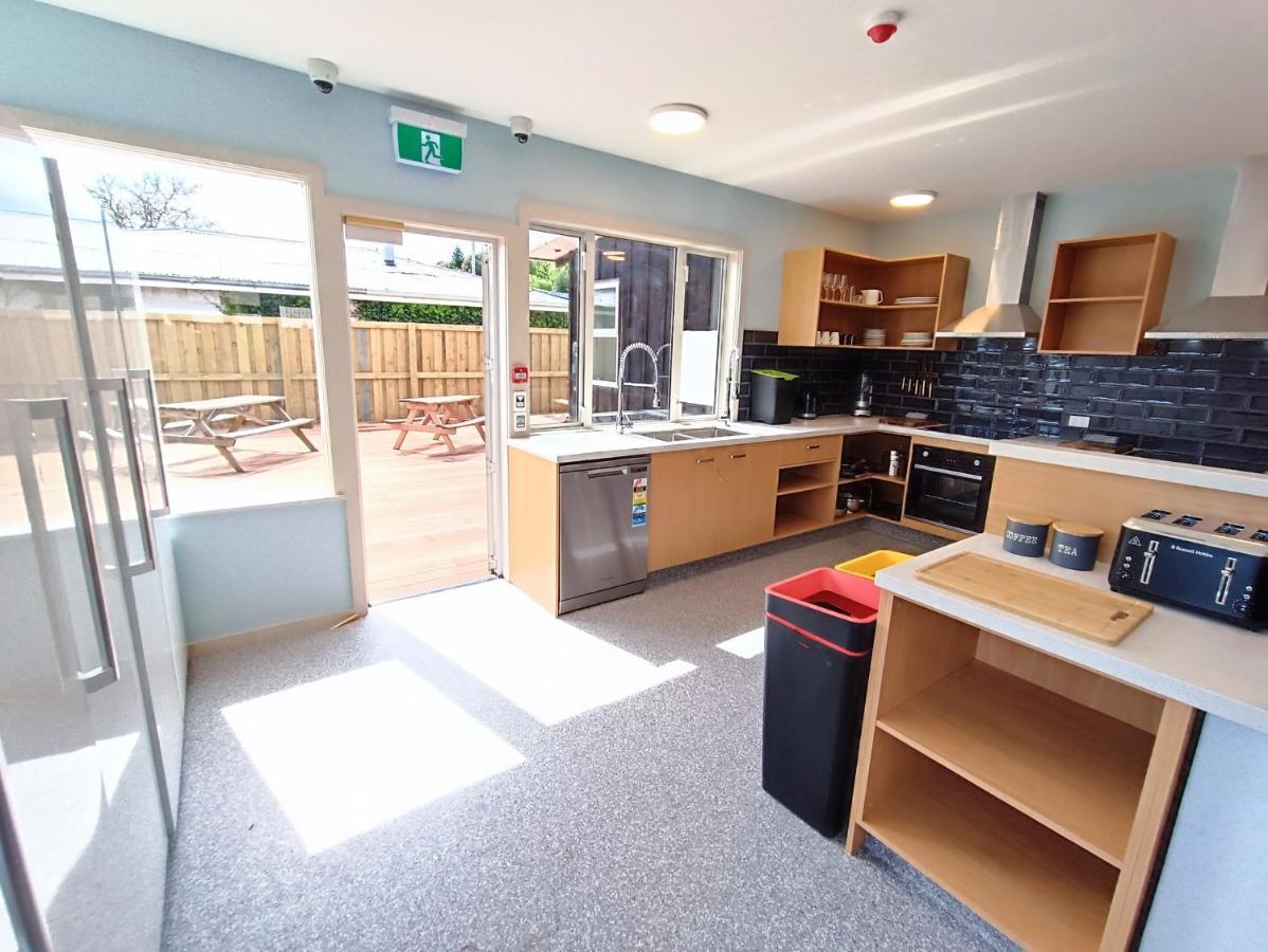 Adventure Wanaka Hostel Экстерьер фото