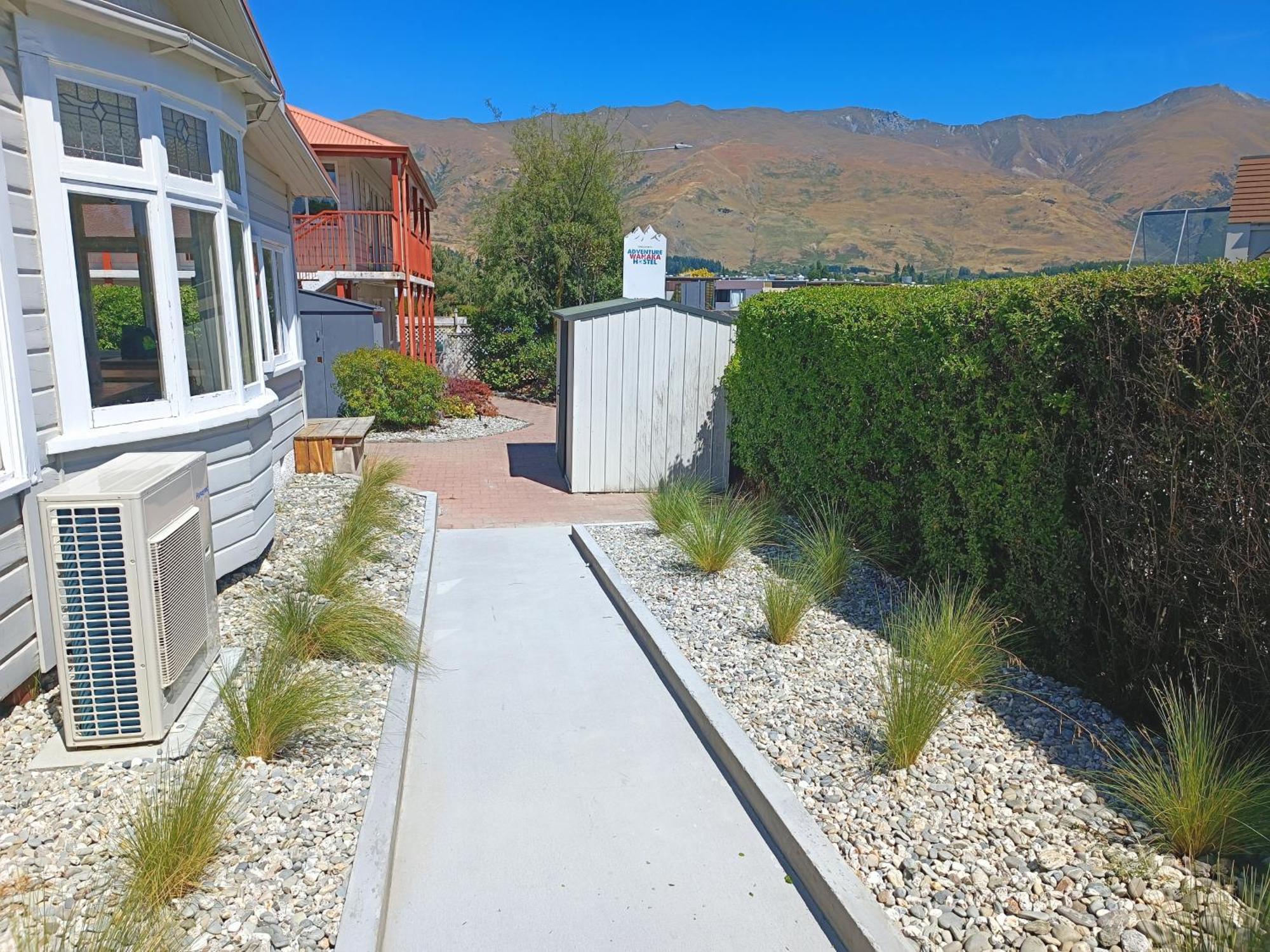 Adventure Wanaka Hostel Экстерьер фото