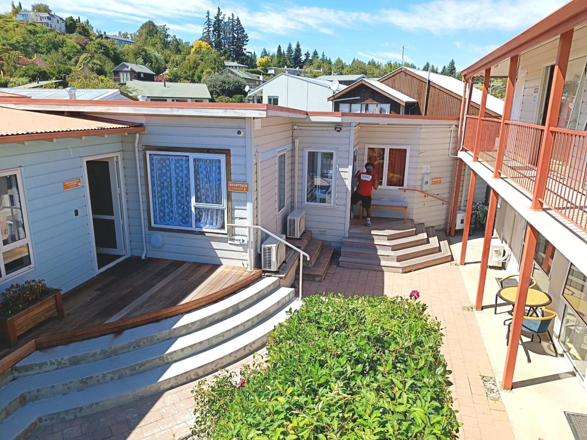 Adventure Wanaka Hostel Экстерьер фото